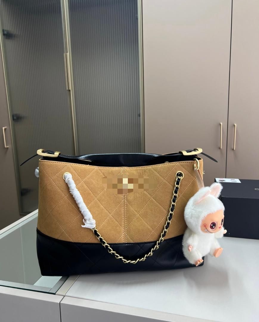CH Large Bag with Laby Pendant