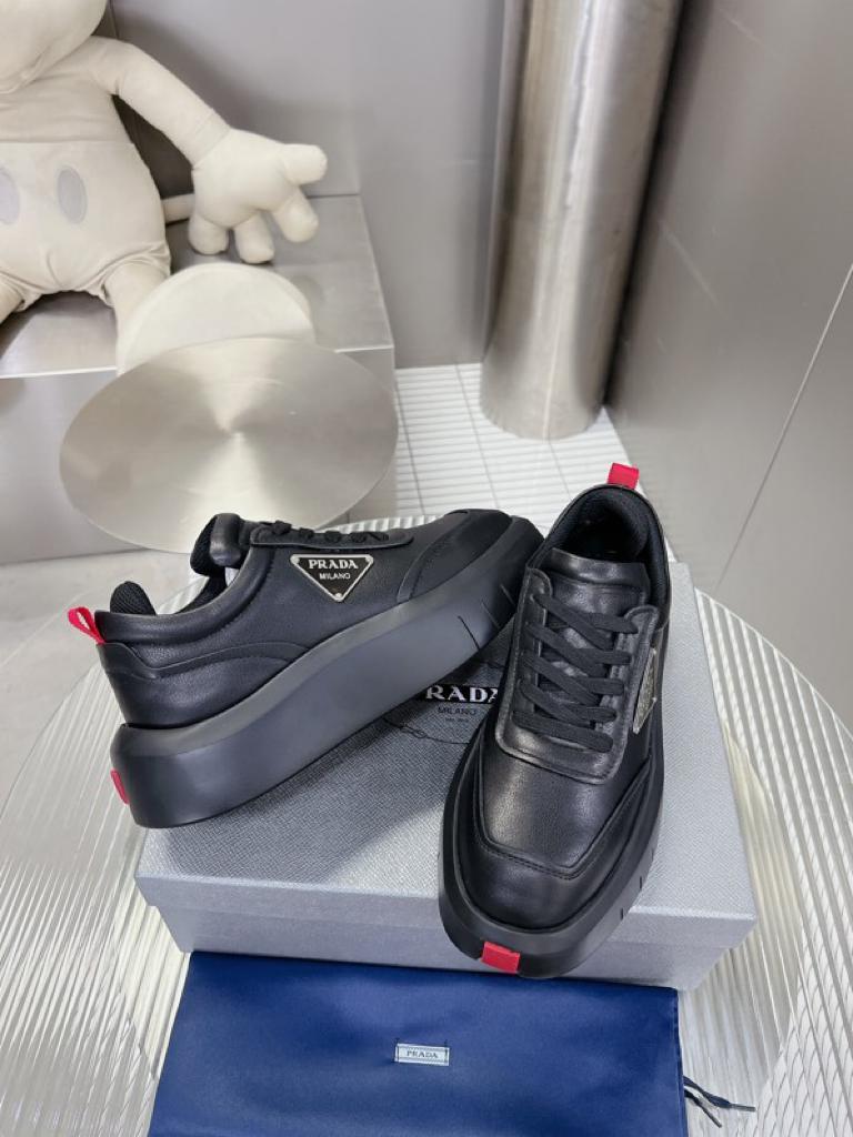 Luxoire Luxury Black Shoe