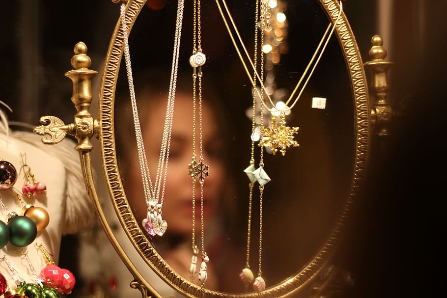 EL VEE necklace and bracelet set