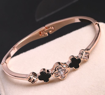 Cat Star Bracelet