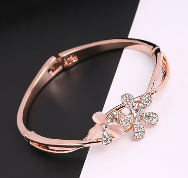 Cat Star Bracelet
