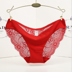 Low rise lace panties