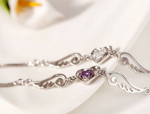 Love wing bracelet