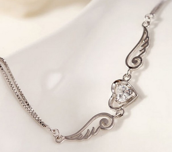 Love wing bracelet