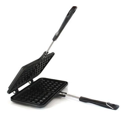 Non-stick waffle maker